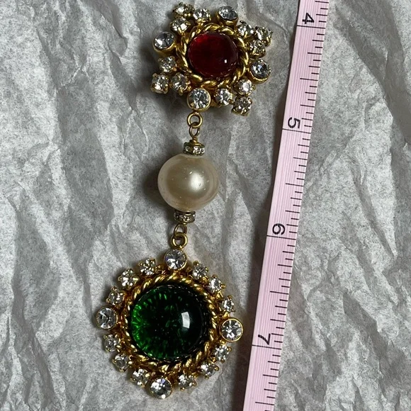 Vintage Chanel Gripoix Season 23 Drop Clip On Earrings. - Picture 7 of 7